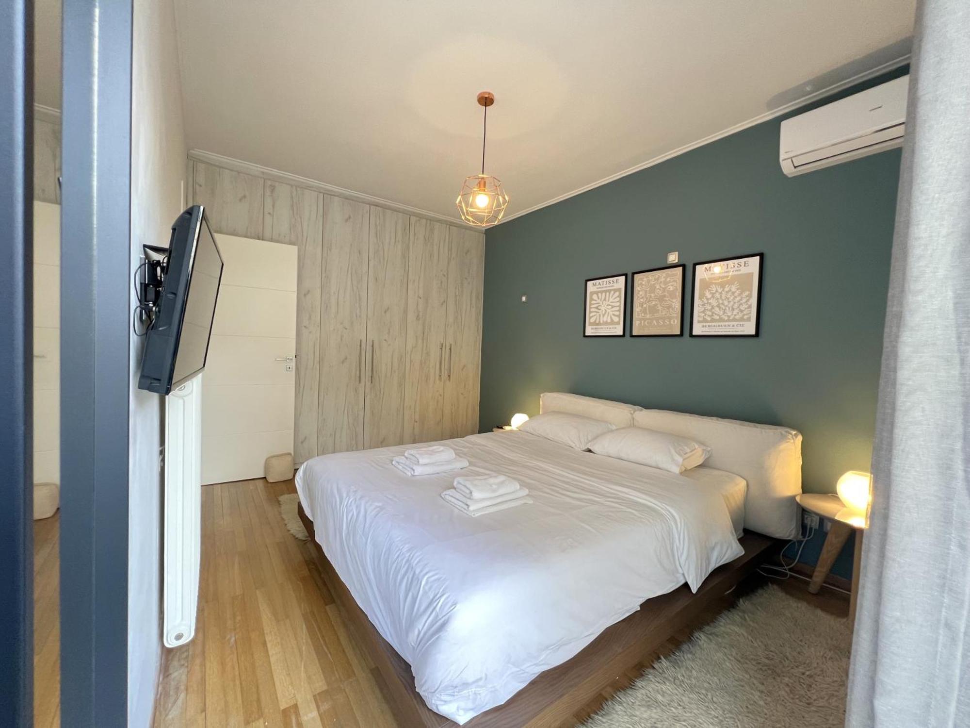 Stylish In Paleo Faliro 300m From The *
